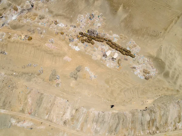 Vue Aérienne Sur Benne Ordures Dans Désert Péruvien Image Réalisée — Photo