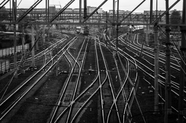 Köprüden demiryolu hattına kadar görüntüyü al