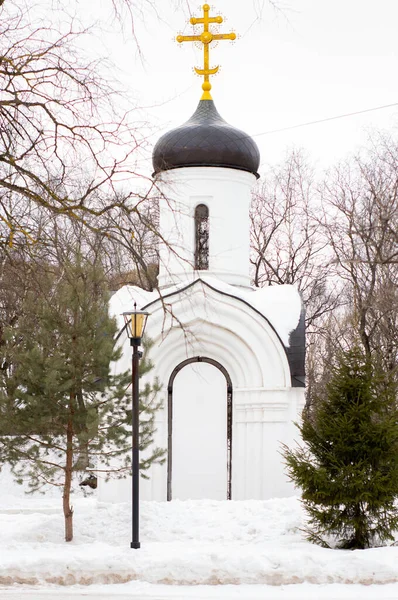 Старая Церковь Пасмурный День — стоковое фото