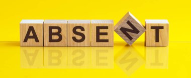 Kelime ahşap bir bloğa yazılmıştır. Görüntü parlak yüzeyde yansıtılıyor. Tasarımınız için, konsept ön görünüm