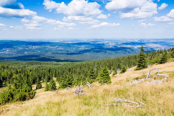 Scenic summer landscape of Giant Mountains -Karkonosze Mounatains in Poland — Stock Photo, Image