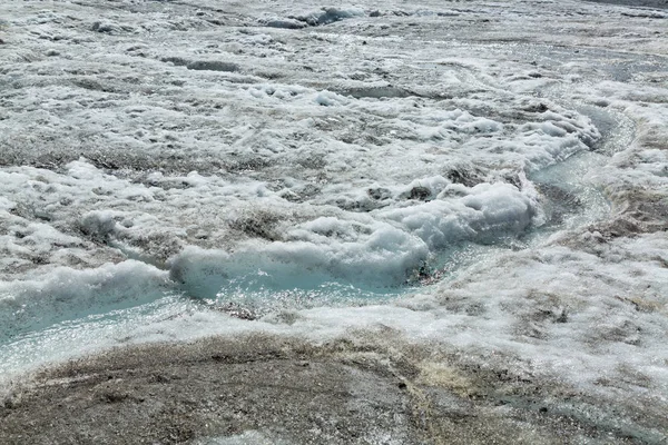 Superficie di fusione del ghiacciaio des Diablerets in Svizzera — Foto Stock