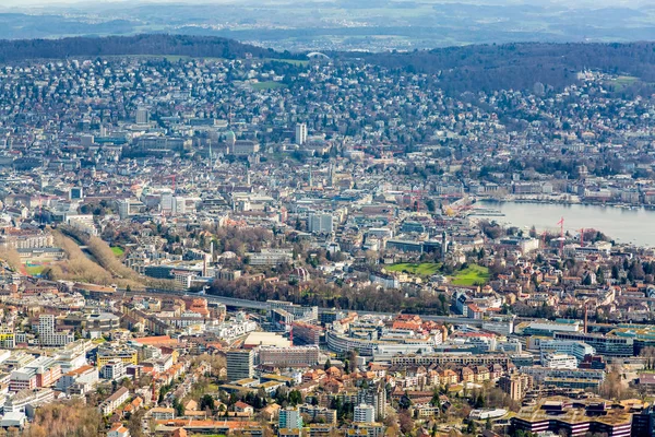 Vista dalla montagna Uetliberg della città di Zurigo — Foto Stock