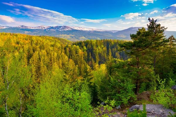 Scenic spring landscape of Giant Mountains - Karkonosze Mounatains, Poland — Stock Photo, Image