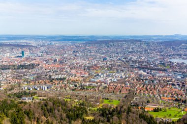 Zürih şehir Uetliberg dağ dan Panorama görünümünü