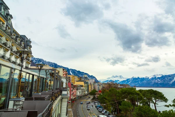 Kış saatinde Montrö şehir panoraması, İsviçre — Stok fotoğraf