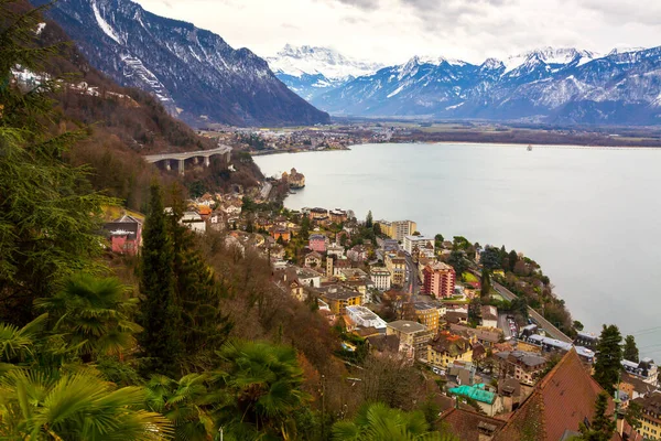 Montreux panorama della città durante l'inverno, Svizzera — Foto Stock