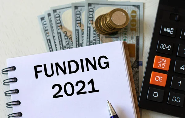 Fundamento 2021 Palavra Caderno Contra Fundo Cálculo Notas Conceito Negócios — Fotografia de Stock