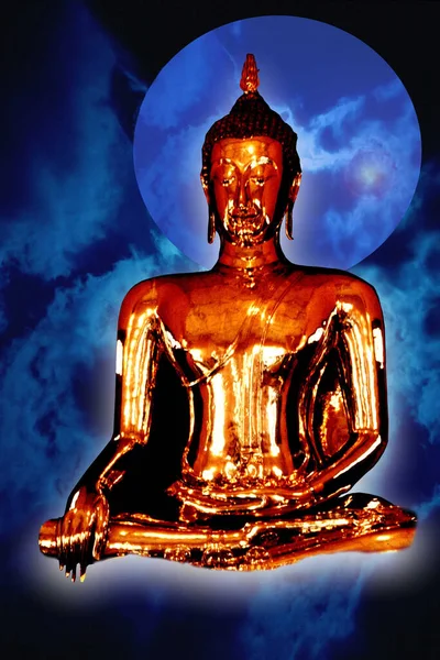 Una Statua Buddha Oro Uno Sfondo Fantastico — Foto Stock