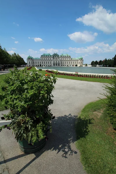 Los Jardines Flores Del Castillo Del Belvedere Viena Austria — Foto de Stock