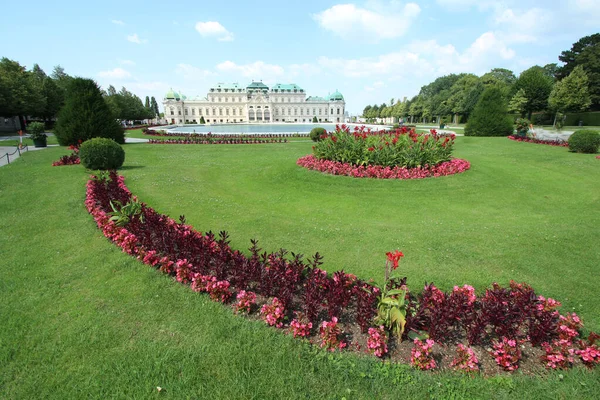 Los Jardines Flores Del Castillo Del Belvedere Viena Austria — Foto de Stock