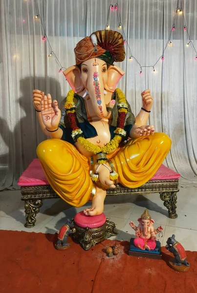 Atractiva Escultura Del Señor Ídolo Señor Ganesha Ganpatifestival2020 Pune Maharashtra — Foto de Stock