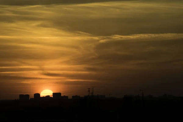 Sunset Skyline Big City Houses Bright Contrast Setting Sun Incredible — Stock Photo, Image