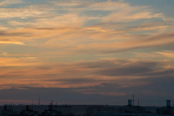 Dynamika Západu Slunce Velkém Městě Charkov Ukrajině Obzor Otevírající Své — Stock fotografie