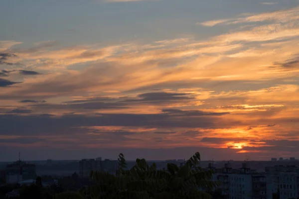 Dynamika Zachodu Słońca Wielkim Mieście Charkowie Ukrainie Otwierający Się Swej — Zdjęcie stockowe