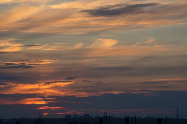 Dynamique Coucher Soleil Dans Grande Ville Kharkov Ukraine Ouverture Horizon — Photo