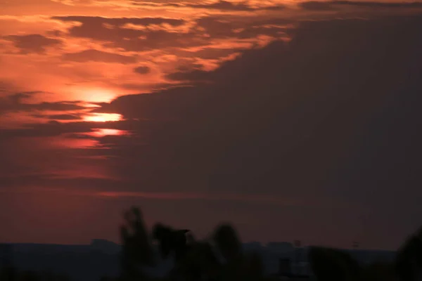 Ein Unvollendetes Bild Eines Vergehenden Tages Bei Sonnenuntergang Über Einer — Stockfoto