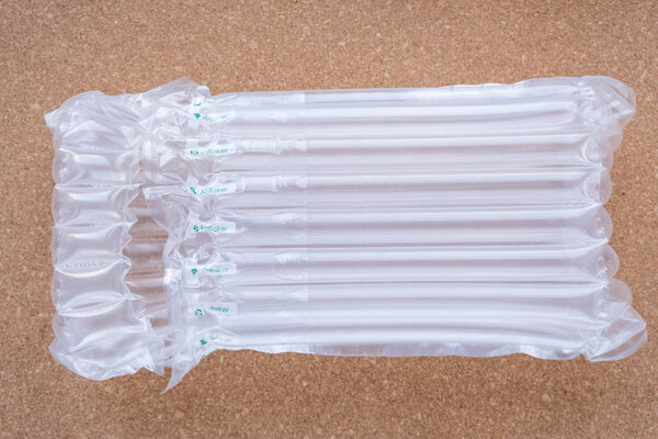 прозрачная упаковка воздуха, защита товаров, пластиковая упаковка
