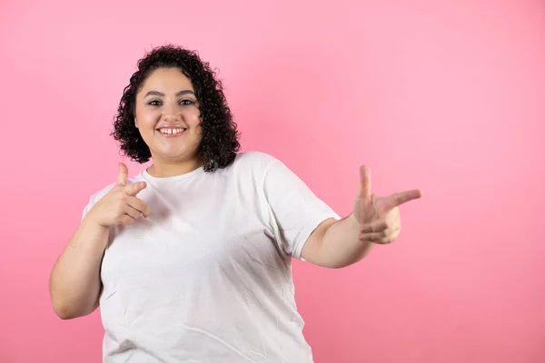 Young Beautiful Woman Standing Isolated Pink Background Pointing You Camera — Stock Photo, Image