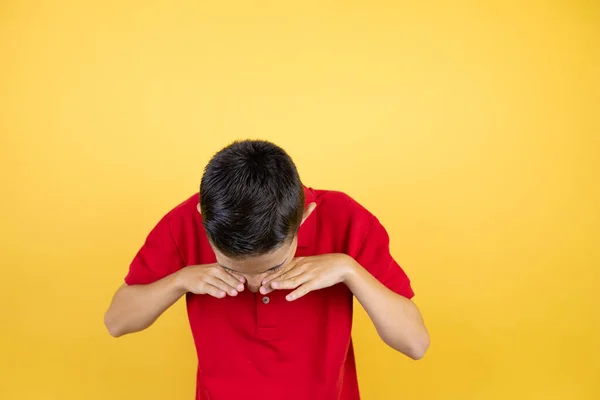 Young Beautiful Child Boy Isolated Yellow Background Shouting Screaming Loud — Stock Photo, Image