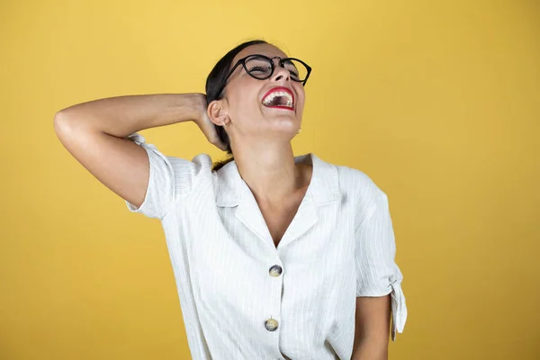 Beautiful Woman Yellow Background Very Happy Smiling — Stock Photo, Image