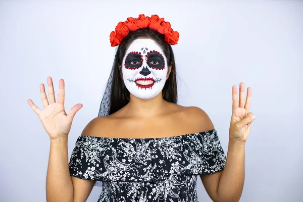 Mujer Vistiendo Día Del Traje Muerto Sobre Fondo Blanco Aislado — Foto de Stock