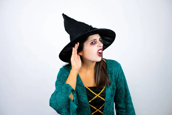 Woman Wearing Witch Costume Isolated White Background Surprised Hand Ear — Stock Photo, Image