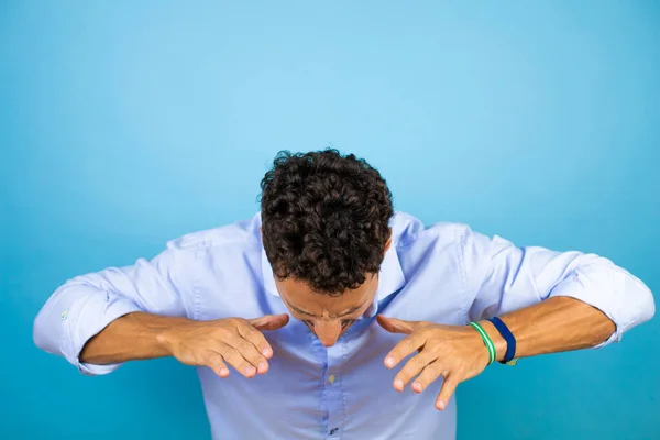 Young Handsome Man Wearing Blue Shirt Isolated Blue Background Shouting — Stock Photo, Image