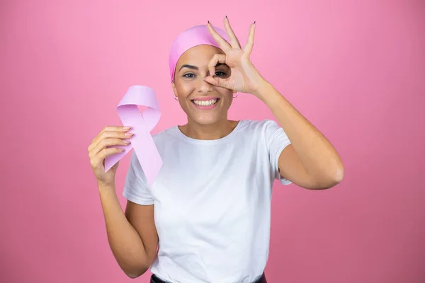 Young Beautiful Woman Wearing Pink Headscarf Holding Brest Cancer Ribbon — Stock Photo, Image