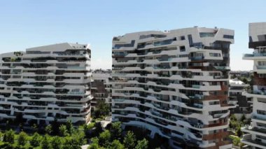 Milan 'ın Meşhur Modern Bölgesi, İtalya, Şehir Hayatı, Havadan Bakış, 2020