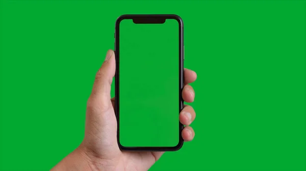 Bir Akıllı Telefon Yeşil Ekran Tutuyor — Stok fotoğraf