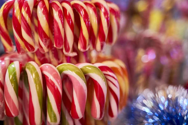 Parlak renklerde Noel tatlıları
