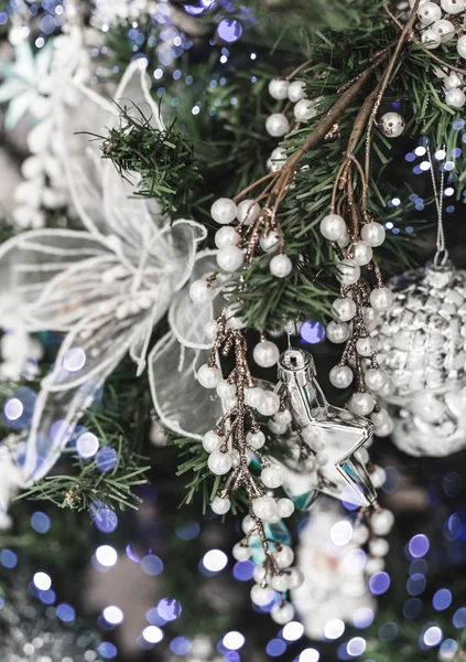 Fundo Árvore Natal Decorações Natal Com Neve Turva Faísca Brilhante — Fotografia de Stock