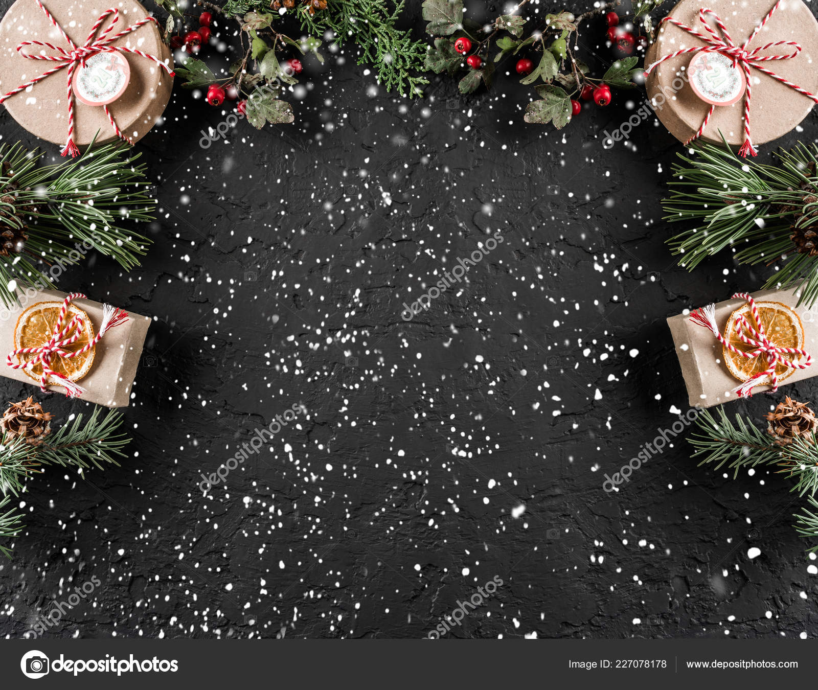 Struttura Layout Creativo Fatto Rami Albero Natale Pigne