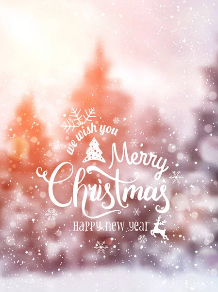 Vrolijk Kerstmis en Nieuwjaar typografische op vakantie achtergrond met winterlandschap met sneeuwvlokken, bos, licht, sterren. Vectorillustratie. Xmas card — Stockvector