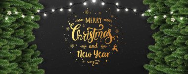 Altın Noel ve yeni yıl baskı ile çam dalları, ışıklar, Xmas süslemeleri beyaz çelenk parlayan koyu arka plan üzerinde. Noel Tema. Vektör çizim