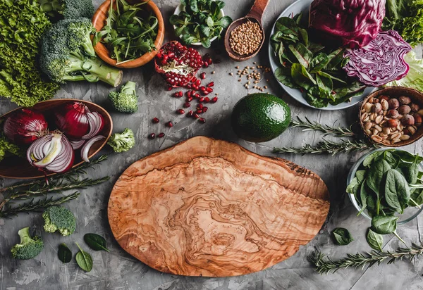 Sortiment Čerstvých Ekologických Zemědělců Zeleniny Potravin Pro Vaření Vegetariánské Stravy — Stock fotografie