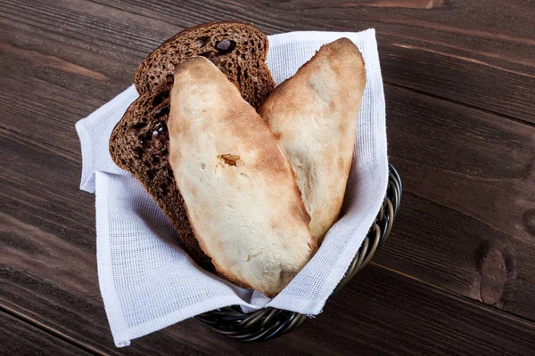 Gruzínské Lavaš Čerstvá Pita Chléb Pšeničné Chlebové Placky Koši Dřevěné — Stock fotografie