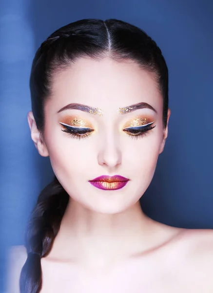 Beauty Woman Portrait Maquillage Professionnel Pour Brunette Belle Fille Mannequin — Photo