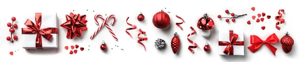 Julklappslådor Med Rött Band Glitter Konfetti Och Dekoration Vit Bakgrund — Stockfoto