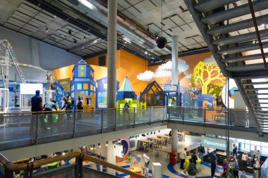 Amsterdam, Hollanda: 12 Eylül 2018: popüler Nemo Bilim Müzesi Amsterdam merkezinde bir görünümünü.