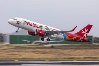 Luqa, Malta - 18 Mayıs 2019: Air Malta Airbus A320-251n (Reg.: 9h-Neo), Air Malta'nın sadece 320neo'su havalandı.