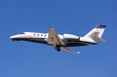 Luqa, Malta - 19 Haziran 2019: Özel Bir Cessna 680 Citation Sovereign+ (Reg: Ph-Mdg) 31 numaralı pistten havalanıyor.