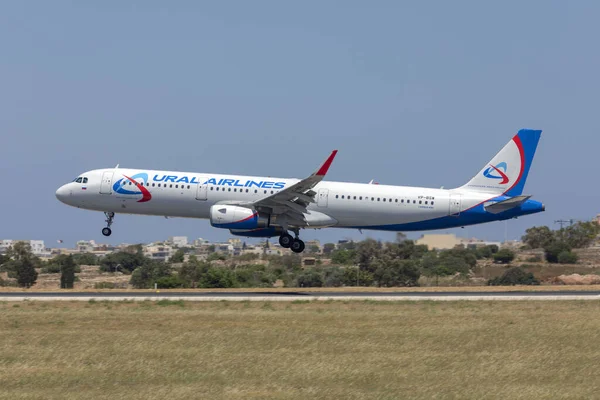Luqa Malta Mayo 2020 Ural Airlines Airbus A321 231 Reg — Foto de Stock