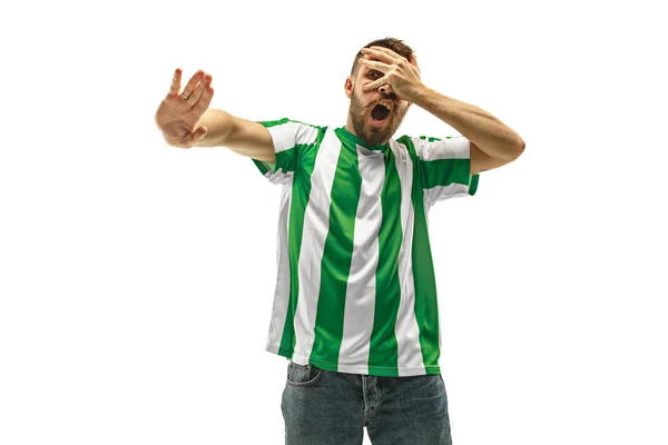 En ulykkelig og trist irsk fan på hvit bakgrunn – stockfoto