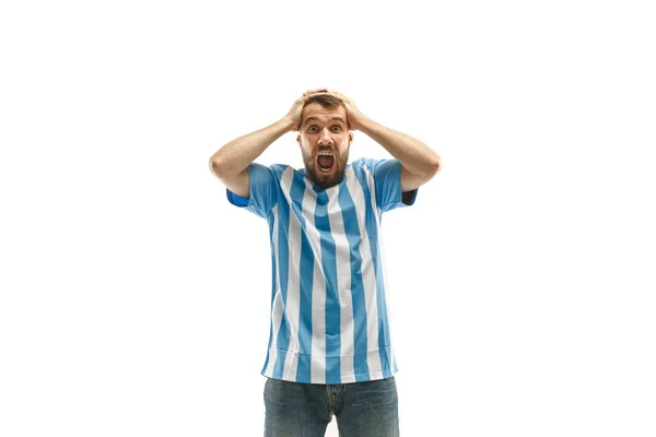Der unglückliche und traurige argentinische Fan auf weißem Hintergrund — Stockfoto
