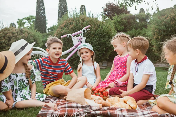 Kindermode-Konzept — Stockfoto