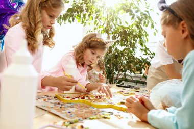 Mozaik puzzle sanat çocuklar, çocuk yaratıcı oyun için.