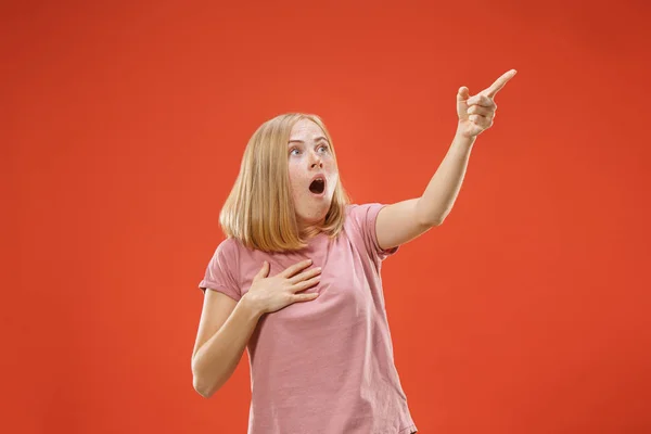 Portrét překvapen křičící ženy — Stock fotografie