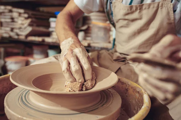 Creating a jar or vase of white clay close-up. Master crock. Man hands making clay jug macro. — Stock Photo, Image